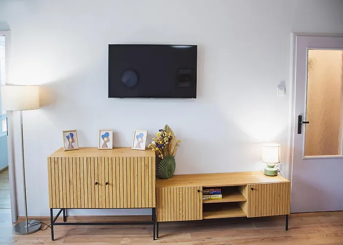 за гости ирис Iris Guest Apartment